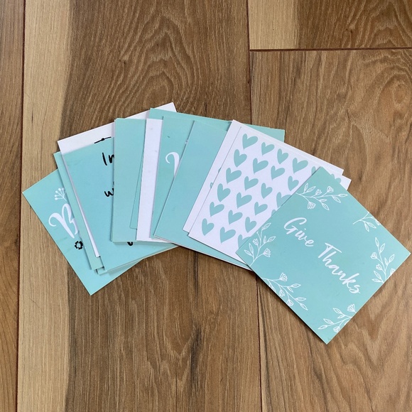 Give Thanks Cards - Picture 1 of 2